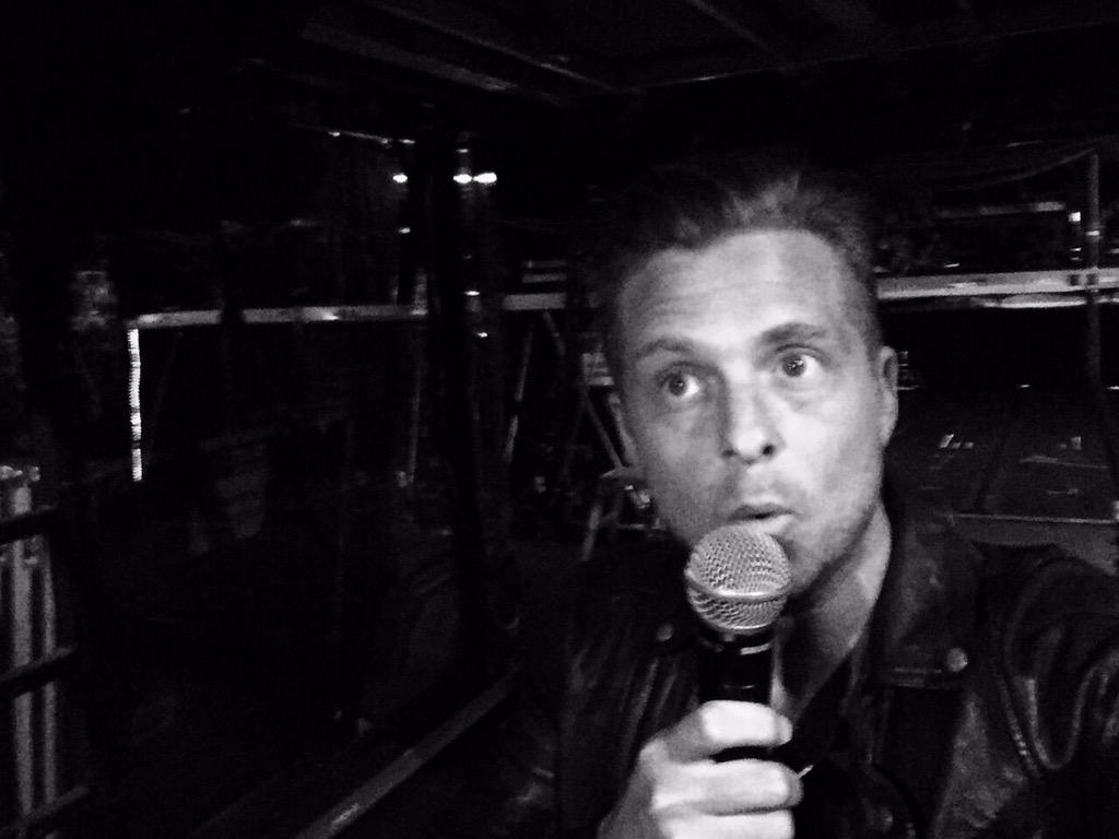 OneRepublic's tweet image. Me 30 seconds before taking stage w @taylorswift13 @STAPLESCenter in LA AND 1989 FLASHBACK - thx Taylor- Mucho fun!!!