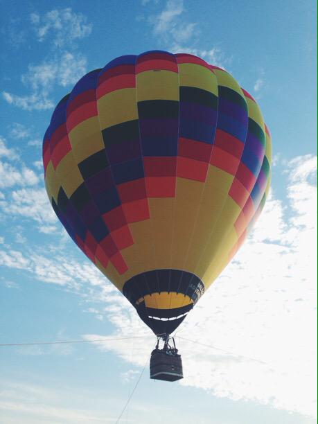 kayleneversole's tweet photo. Balloon festival🎈 http://t.co/Kgpn2OWldS