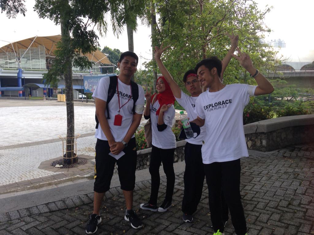 invtiouskuptm's tweet photo. Group 3, checkpoint 7 done! @bukitjalil #invictious #funrun @mppkptmkl http://t.co/TvhvNvQG1v