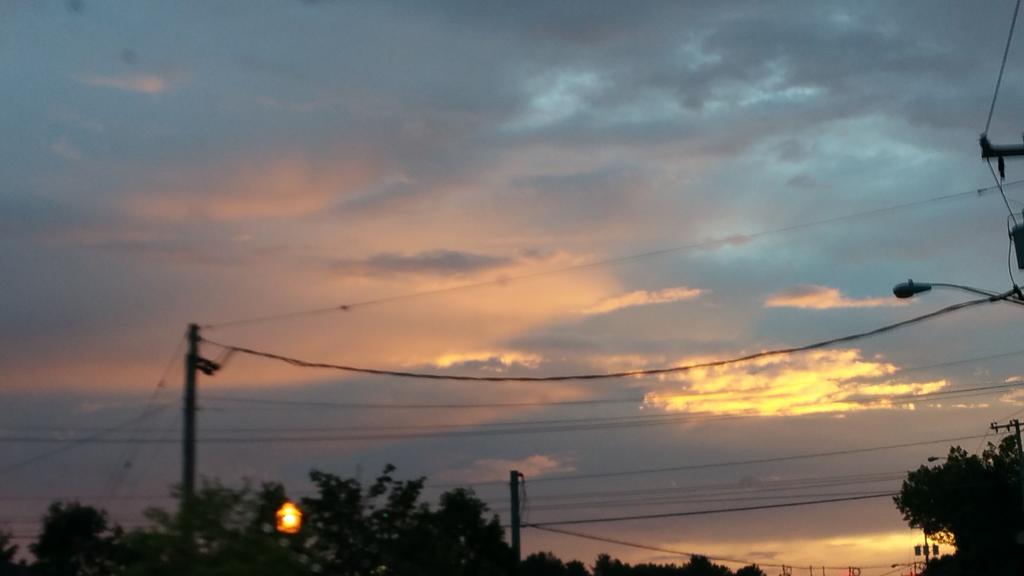 SalArmyCap's tweet photo. Saratoga Sunset http://t.co/ffvdg6Zzuz