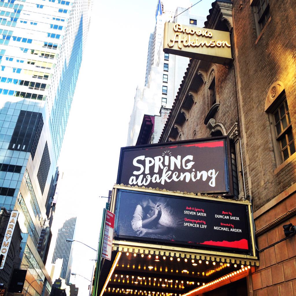 LaurenLooeze's tweet image. Wake up, Broadway! We're here!! #SpringAwakening #TouchMeAGAIN #deafawakening