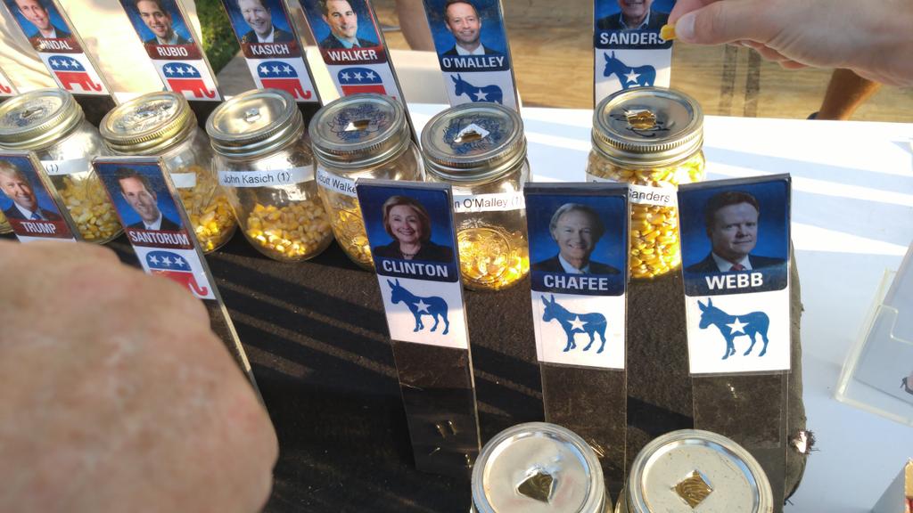 ProgressiveIA's tweet image. We #FeelTheBern at the @IowaStateFair @WHOhd  #CastYourKernel tent! Bernie is closing in on Hillary today!