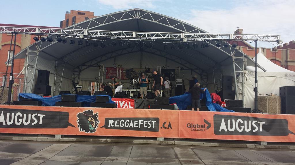 Bloom getting set up at <a href="/ReggaeFest_YYC/">Calgary ReggaeFest</a> !!!!! come get your groove on #reggaeyyc #yycreggaefesy2015 #reggaelove
