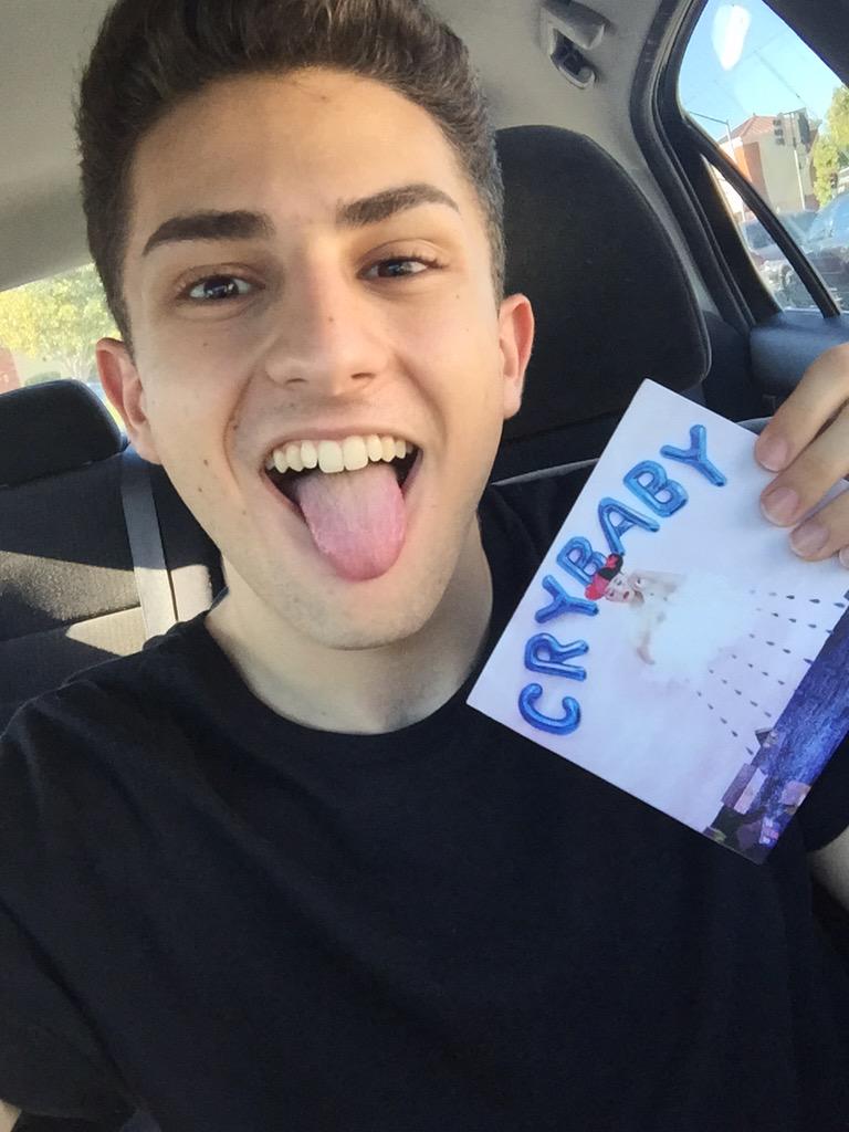 twaimz's tweet image. it&apos;s a good day