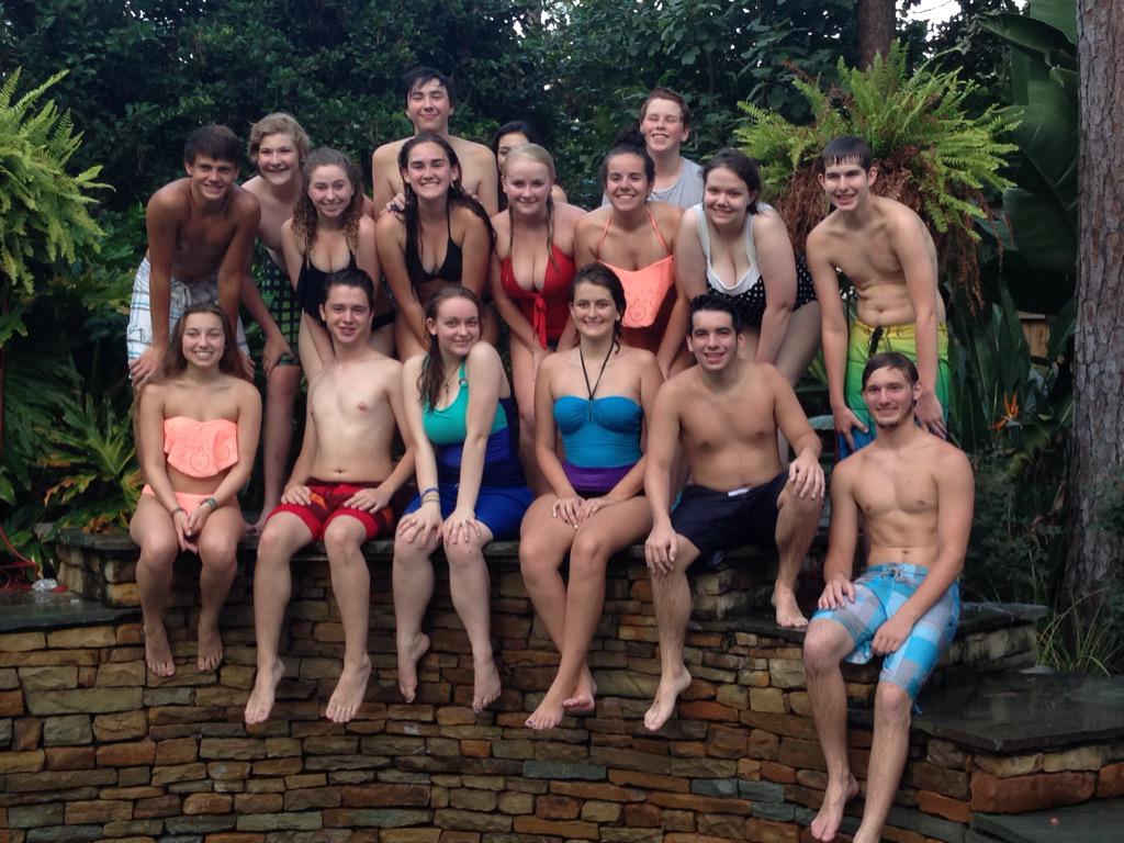 KingwoodTheatre's tweet photo. Our four grade levels of drama club members at the pool party! We hope you had a blast!! #poolparty2015 http://t.co/Oc42WJVhAX