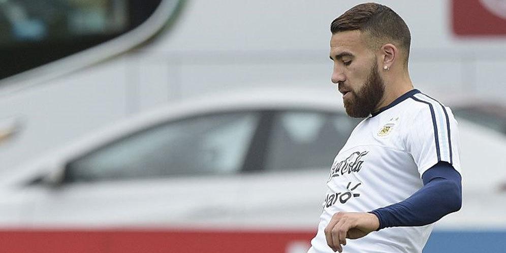 mdk.to/0D3q-oki - Otamendi Dilaporkan Absen Latihan dan Sedang di Manchester