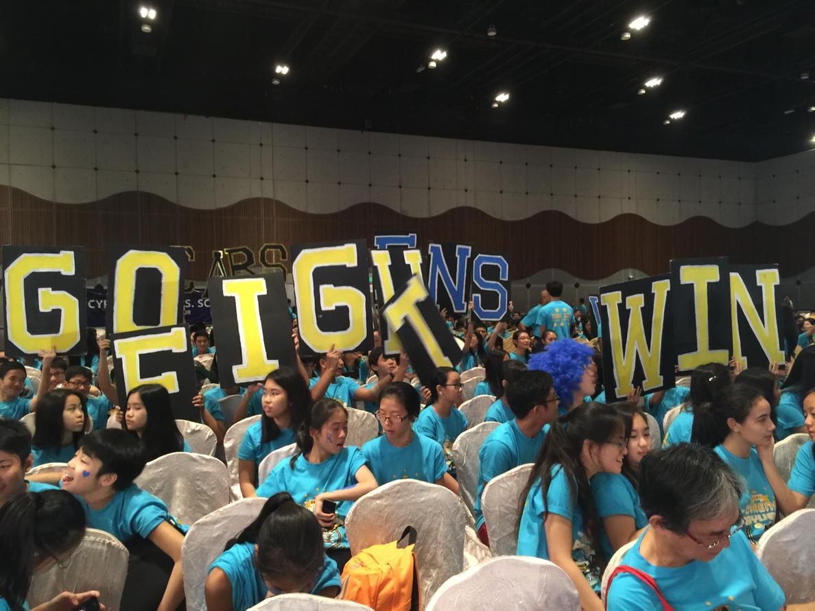 SKL_SCARS's tweet photo. PUT IT ALL TOGETHER NOW, SCARS!! GO FIGHT WIN! GO FIGHT WIN! ππππ #CYRENS #RAYVENS #SCARS #CHEER15 #CHEER2015 http://t.co/C0oMyHrW88