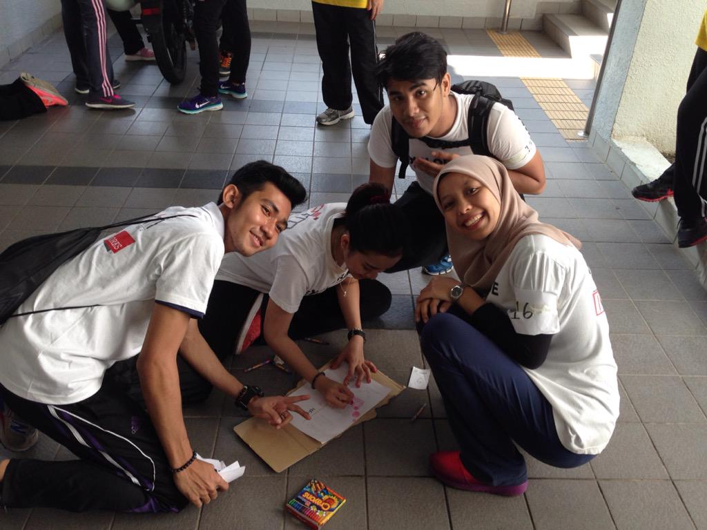 invtiouskuptm's tweet photo. Team 16 #checkpoint4 #invt_funrun #invt_explorace #invictious @MPPKPTMKL http://t.co/ipooqlRRQz