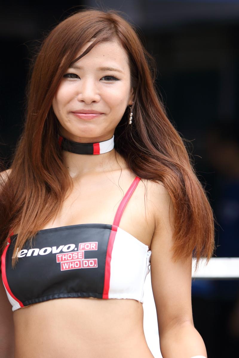 nyaan9999's tweet photo. Mobil1RQ 木谷有里さん&LENOVO GIRLS 小山桃さん
#fsw_GT4 #スーパーGT #LENOVO #Mobil1 #鈴鹿でサイン欲しい http://t.co/NKTU7YtvgA