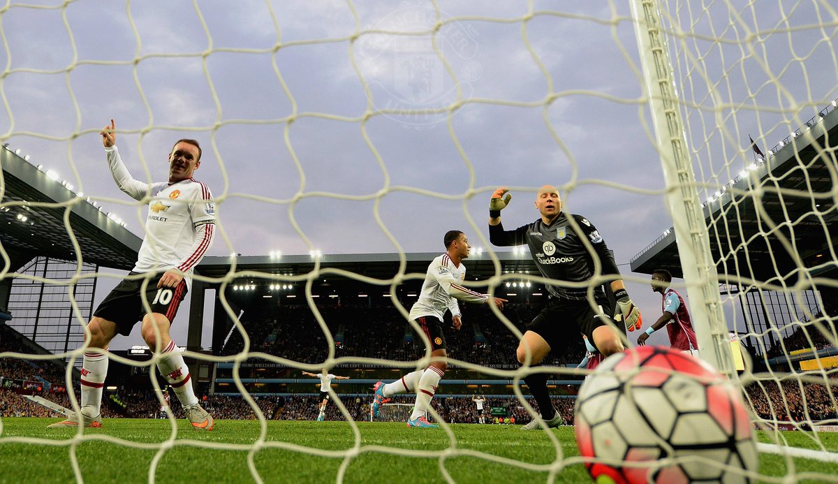 ManUtd's tweet photo. Check out the best images from Aston Villa v #mufc in our gallery: http://t.co/hTvzy7ZDgX http://t.co/ziIFH47Bu7