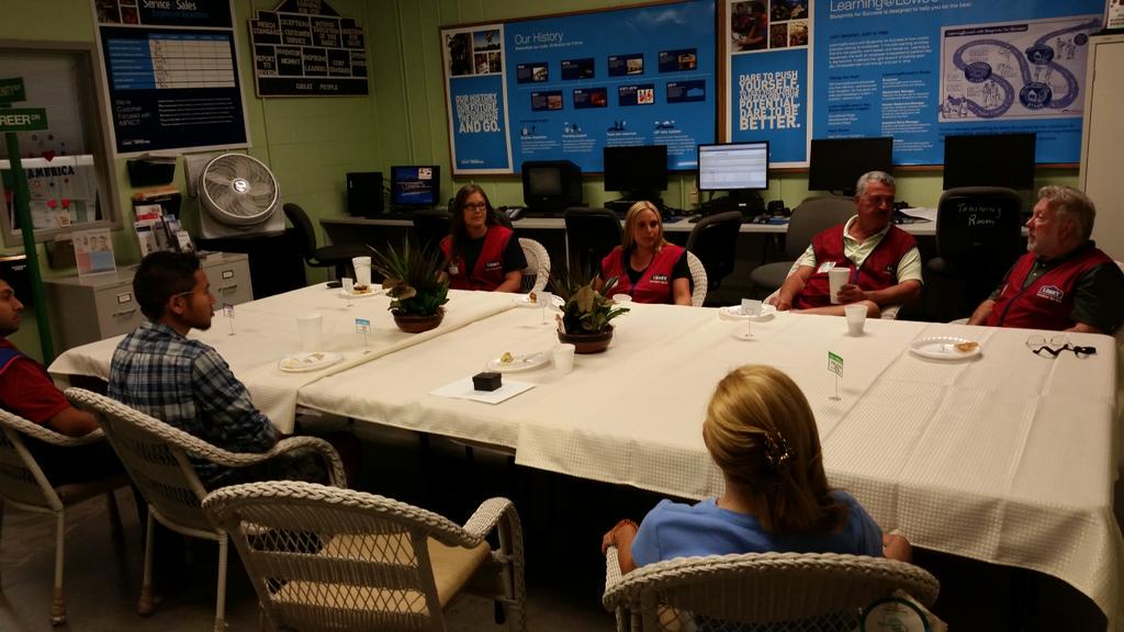 lidasuarez128's tweet photo. Q2 "Thank you for all you do" Breakfast. Recognizing Employees of the Month. http://t.co/KzX1RKBbC2