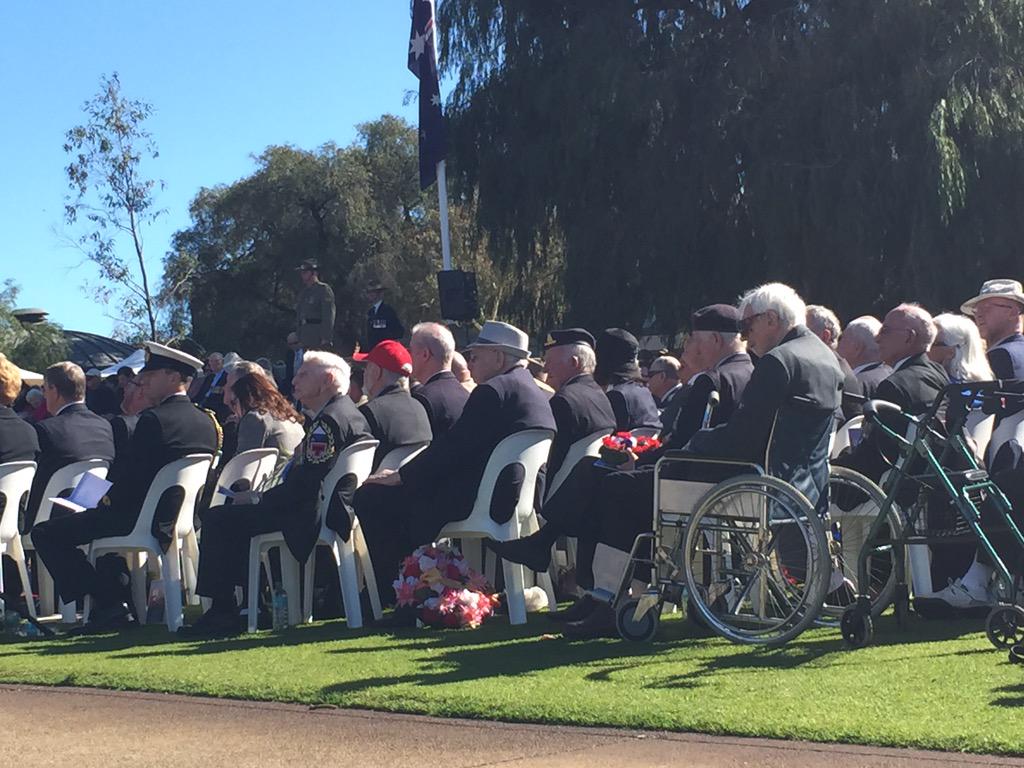 wa_legacy's tweet image. Crowds, with several veterans in wheelchairs at the Flame of Remembrance #VPDay #kingspark #PerthLegacy #perthnews