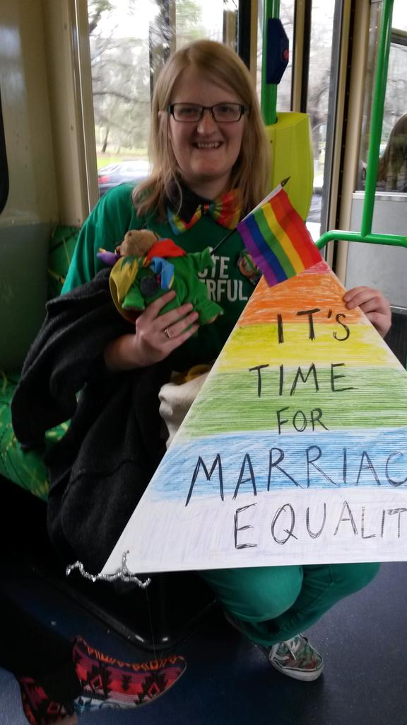 clareifications's tweet photo. Barry, the #libearian thinks it's time for marriage equality #loveislove http://t.co/KKeSe1VpEP