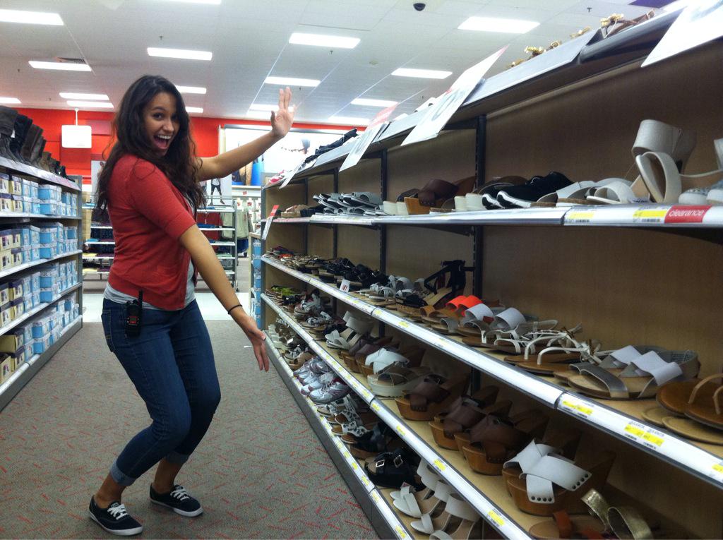 PaulfromTarget's tweet photo. Bright green zone in clearance shoes! Outstanding SL team! #drivingsales @ChrisWiggins555 http://t.co/O9z4ihqD3v