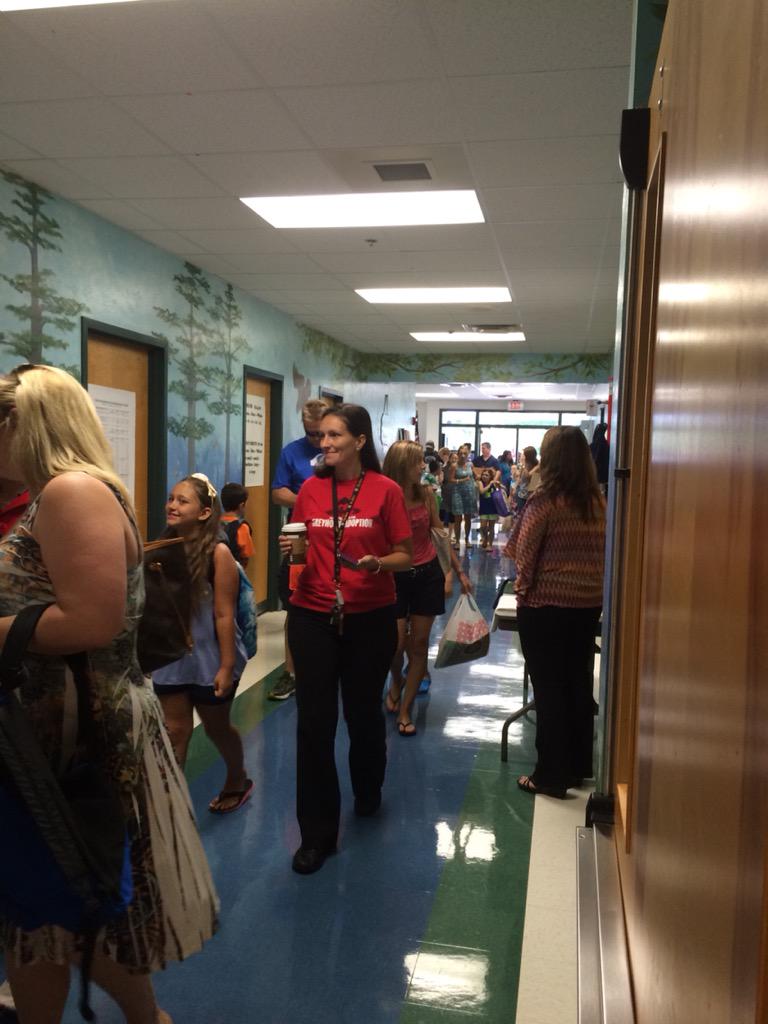 Great turnout for our Meet the Teacher and PTA General Assembly.