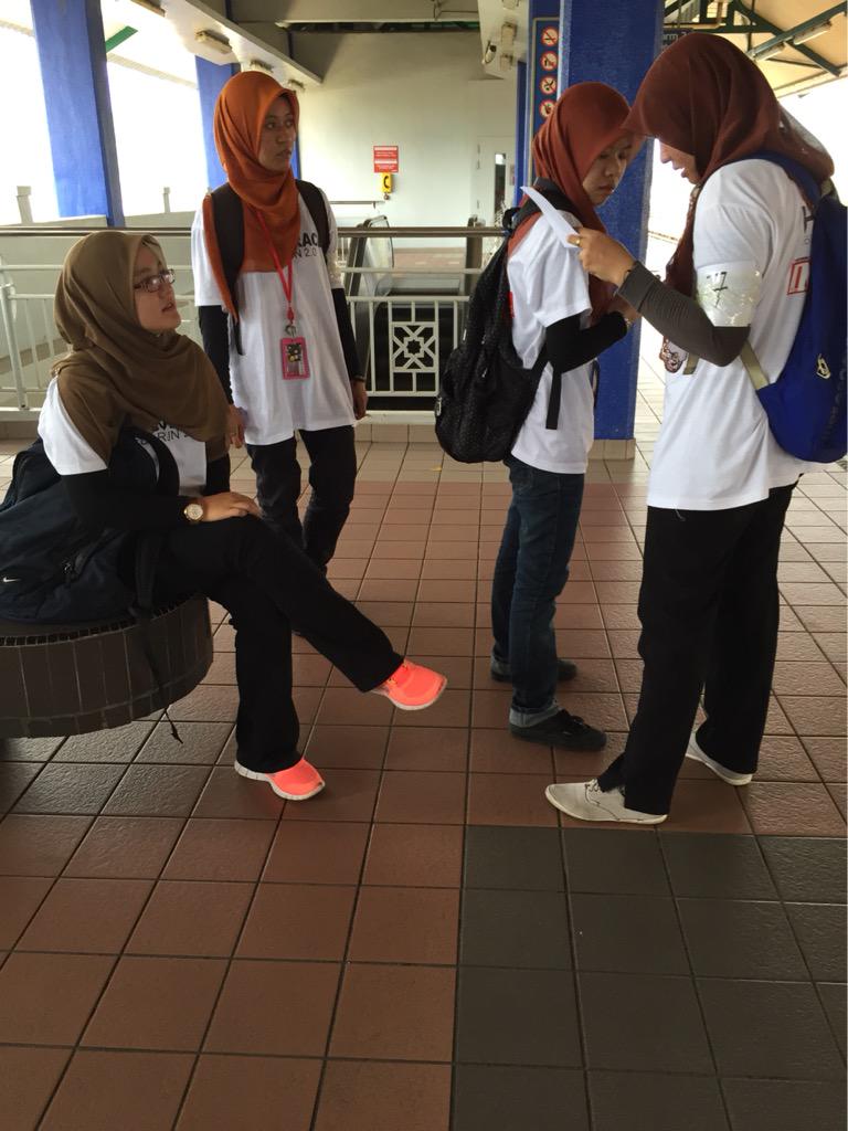 invtiouskuptm's tweet photo. Done #5thCheckPoint
Good job #Team7
#Kipidap
#Cayok
Laju sangat diorang ni

#Invictious #Explorace #FunRun @MPPKPTMKL http://t.co/l3YVb36zX6