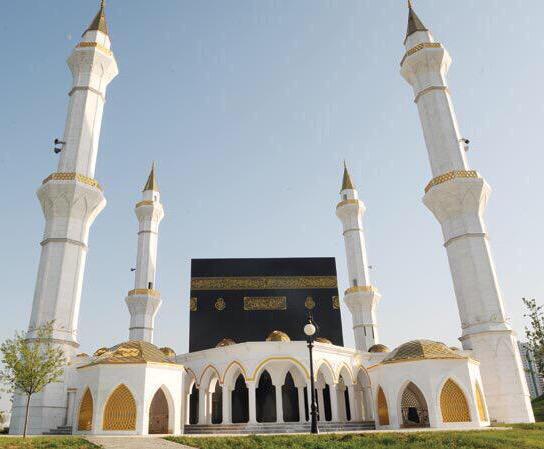 Грозный мекка. Мечеть Кааба в Чечне. Кааба в Грозном. Резиденция Кадырова Кааба. Мечеть Хамзата Грозный.
