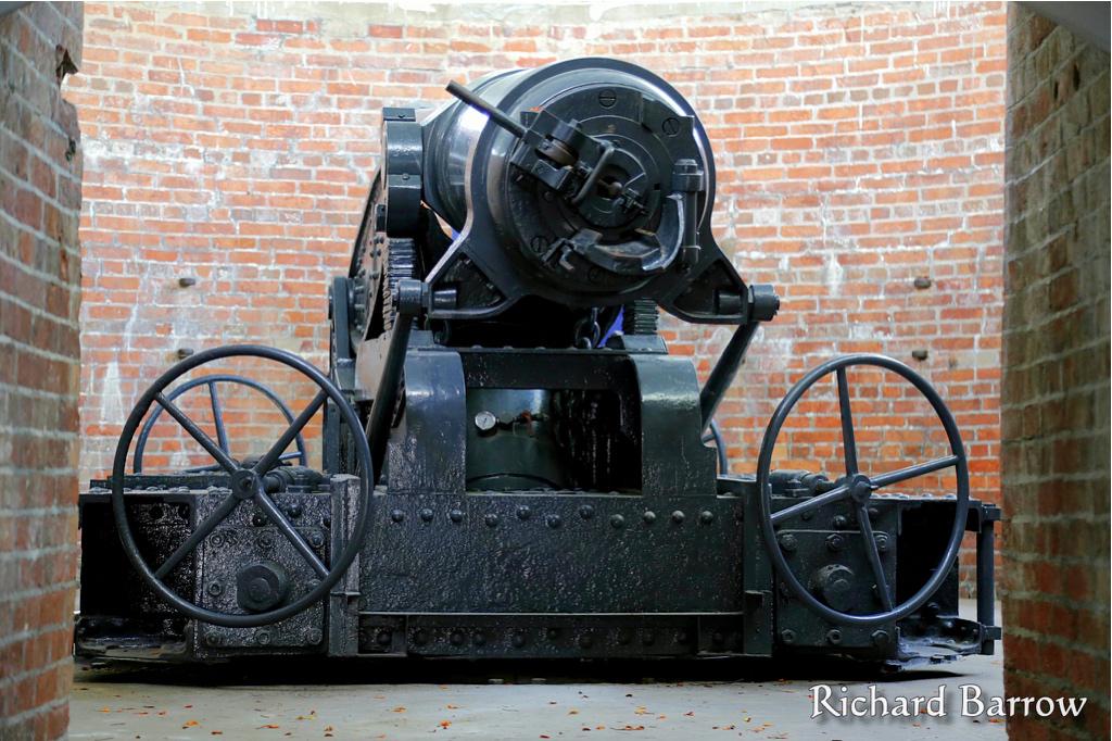 RichardBarrow's tweet image. The big Armstrong guns at  Phra Chulachomklao Fort were last fired in anger in 1893 #Thailand