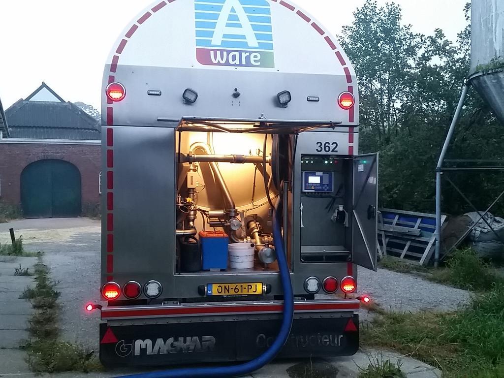 arjen7811's tweet photo. @dorusvm dit is mijn werk ben rmo chauffeur. Nogmaals bedankt voor de goodie bag. Groeten Arjen Terpstra http://t.co/jzNHnepImM