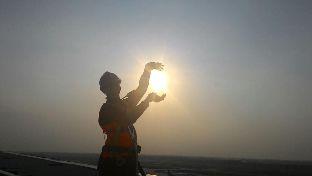 Chandra94P's tweet photo. SELAMAT HUT AP II KE 31 @contactap2 TERUS BERSINAR SEPERTI MATAHARI 💪 💪 Dari Bandara SOETA Terminal 3 #HUTAPII31 http://t.co/utfrakCUF9