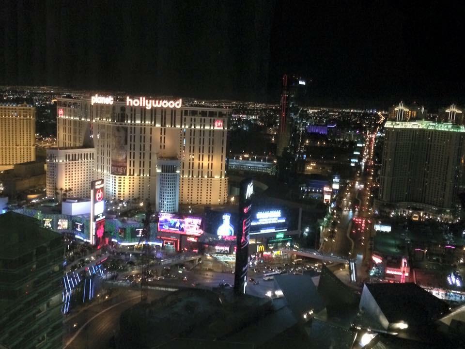 ScottTaylorTV's tweet image. Thank you @AriaLV for always making it special for us during r visit! #OurView #53Floor #OutStanding