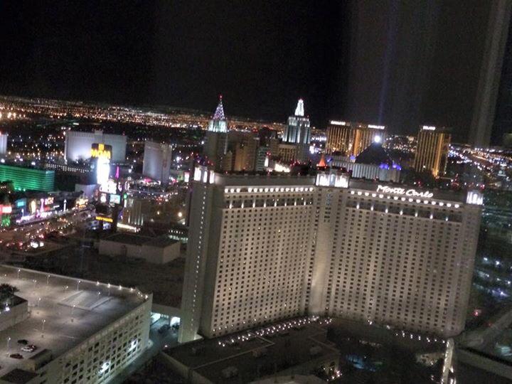 ScottTaylorTV's tweet image. Thank you @AriaLV for always making it special for us during r visit! #OurView #53Floor #OutStanding