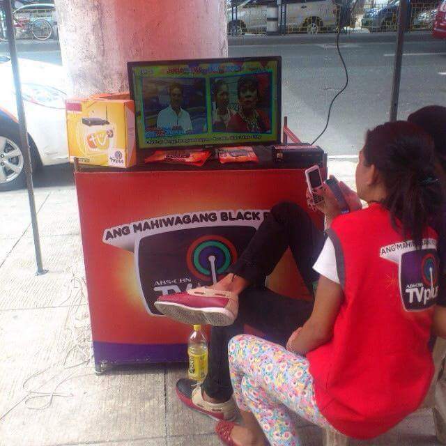 toweedaigo's tweet image. ansabe ng #FunnyOneMoreTime dito?😂😂
#RIPShowTime 😂😂 #AlDubForYouIWill