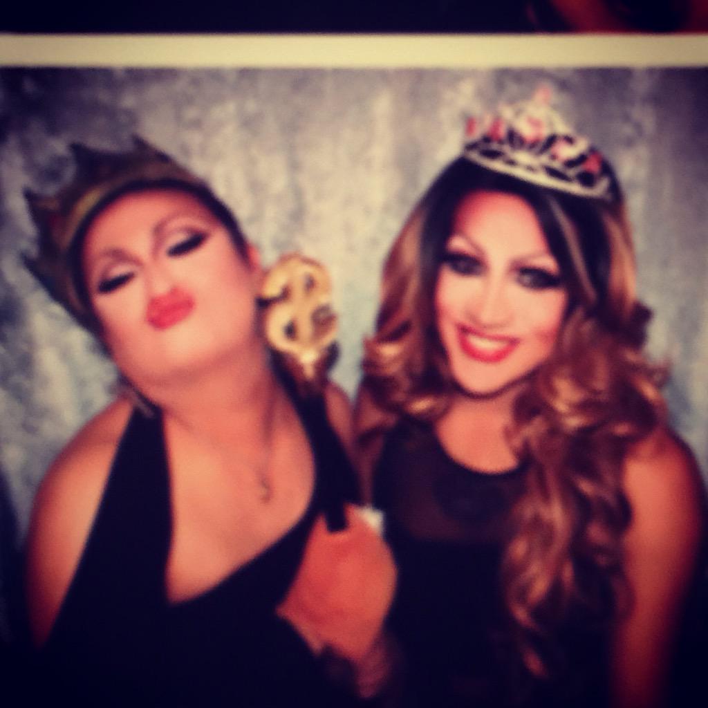 TheJenniferLkim's tweet photo. I love my Jelly ^_^ #Photobooth #MissGayUSofANewcomer2015 http://t.co/lQnhskNRRs