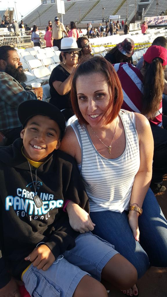 shannon4cloud9's tweet photo. @TheSaltNPepa You all made Mom/Son date night  AMAZING! Saw mama get turnt (sober turnt lol!) You ladies still got it http://t.co/IKaGRtCtbp
