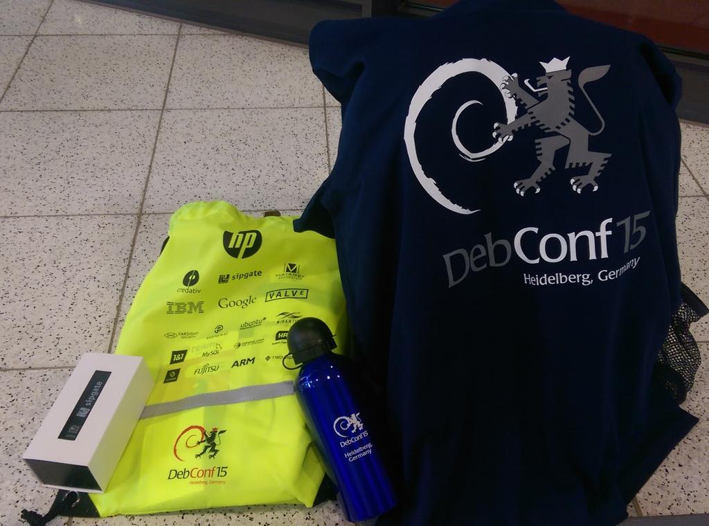 ttyS1's tweet image. Have I told you already that I *love* #debconf? :-) 
#thefirstday