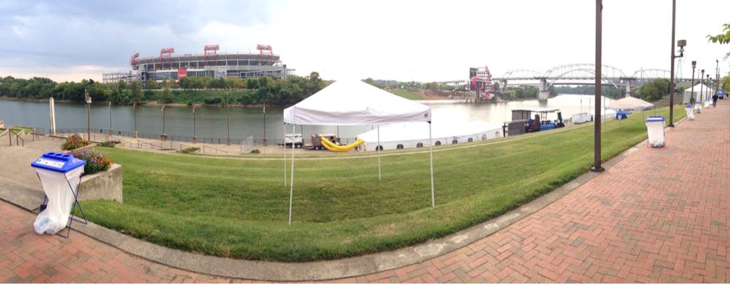 newwingorder's tweet photo. Gonna be a great day at @MCHWF ! Will see y'all soon! #hotwings #chickenwings #wings #nashville #festival #MCHWF http://t.co/OOw0Idh03W