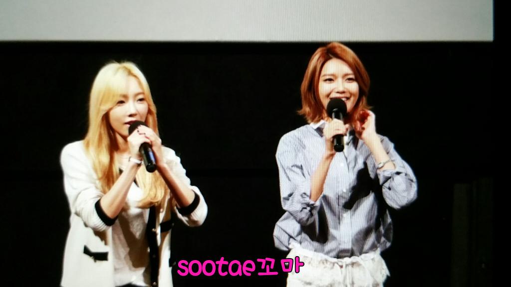 [PIC][15-08-2015]TaeYeon và SooYoung tham dự buổi công chiếu "SMTOWN THE STAGE" vào chiều nay - Page 3 CMcIlCJU8AAtdID