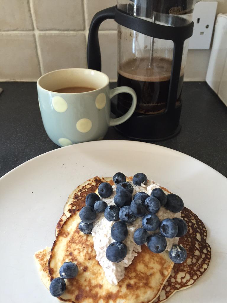 littlereene's tweet photo. Post gym pancakes, #breakfast is my fave time of day. #Leanin15 http://t.co/nBONyEnMFm
