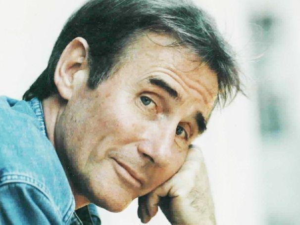 Happy 80th birthday to Jim Dale - actor, singer, entertainer.  Proud to have a hero as a friend. 
