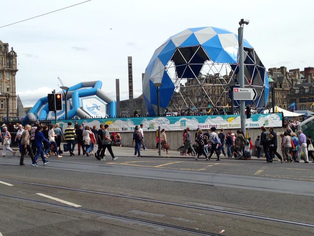 boxsmall_ed's tweet photo. Have you spotted this on Princes Street? Right behind it is #boxsmall, #streetfood, #craftmarket, #kidsshows all day! http://t.co/uM0uTH15SA