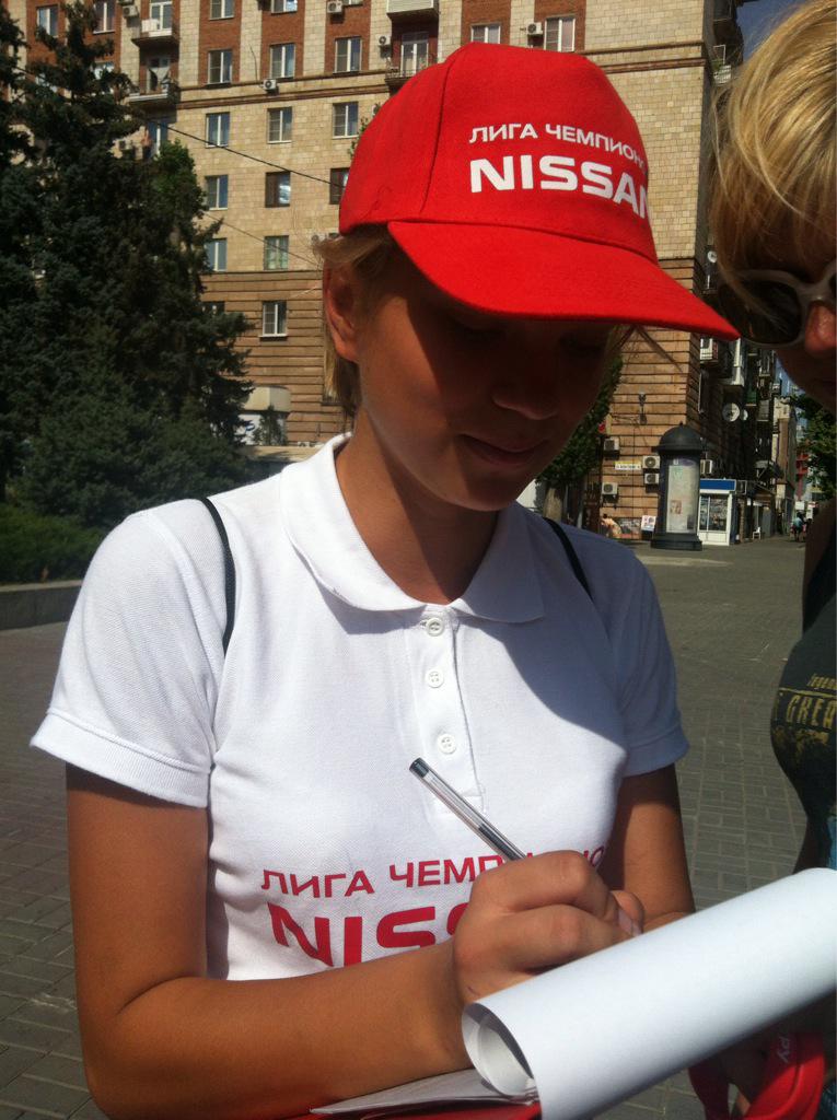 marchenko_yulya's tweet photo. Работа👧💪 http://t.co/co3FBqqaz7