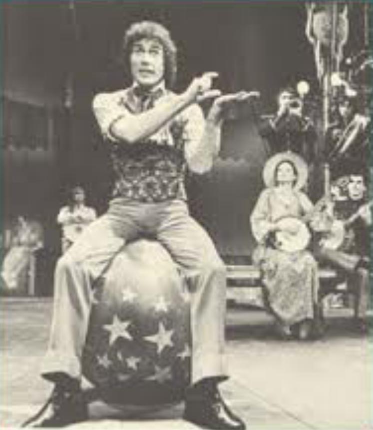 Happy birthday to the original stage Barnum Jim Dale who\s 80 today. We dedicate tonight\s final show to you. 
