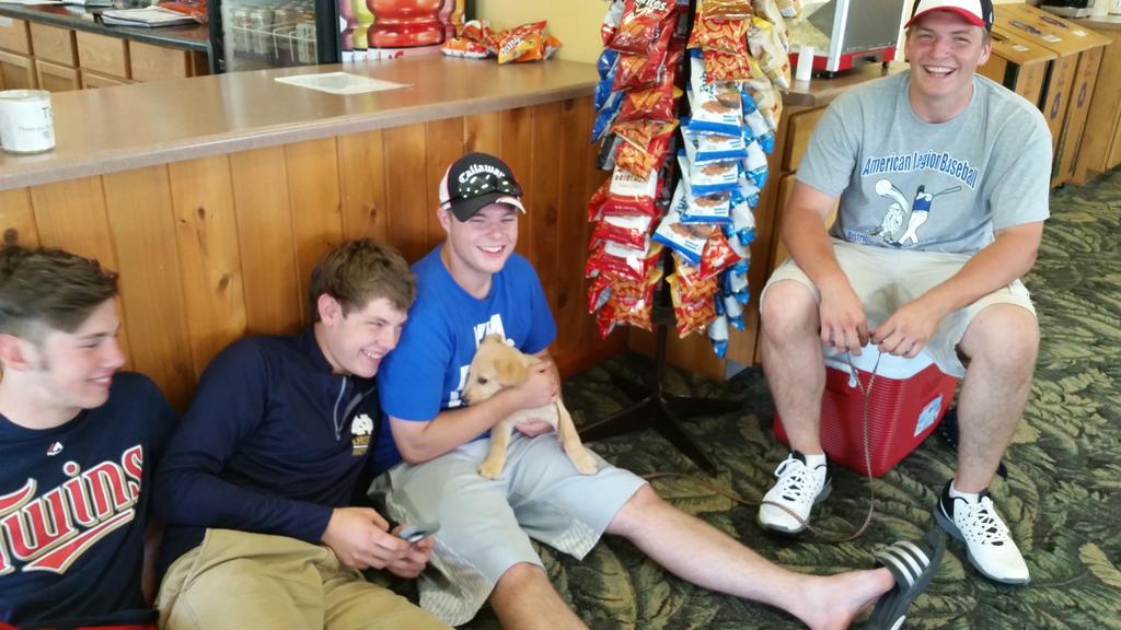 Timberwolves Hockey (@elyhshockey) on Twitter photo 