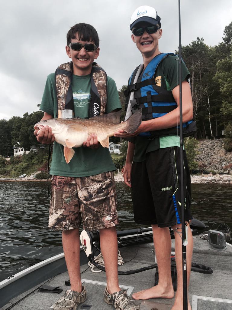 ian_montgomery4's tweet photo. Pulled out a 10 pound drum #fishmasters http://t.co/CA6pS33iDC