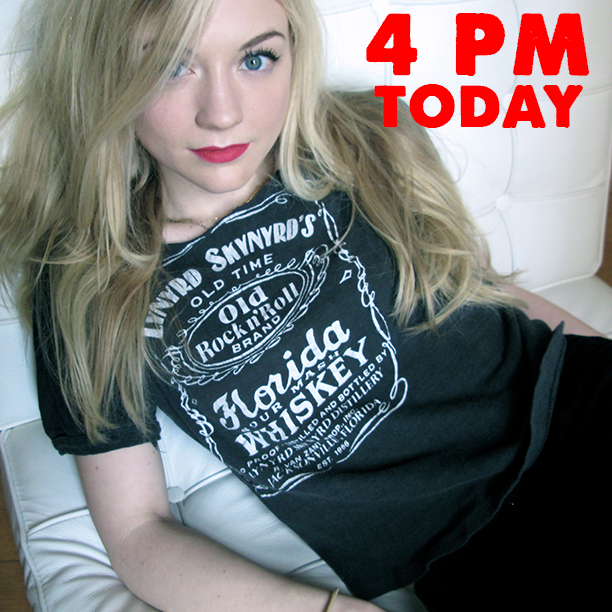 Don\t miss Emily Kinney performing at the Free Stage today at 4pm! Make sure to come by and wish her Happy Birthday! 