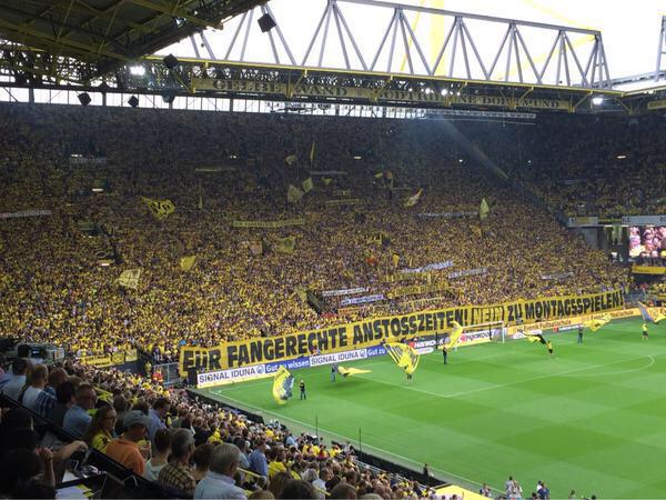 81.359 fans on the match between Borussian Dortmund and Borussia Moenchengladbach today