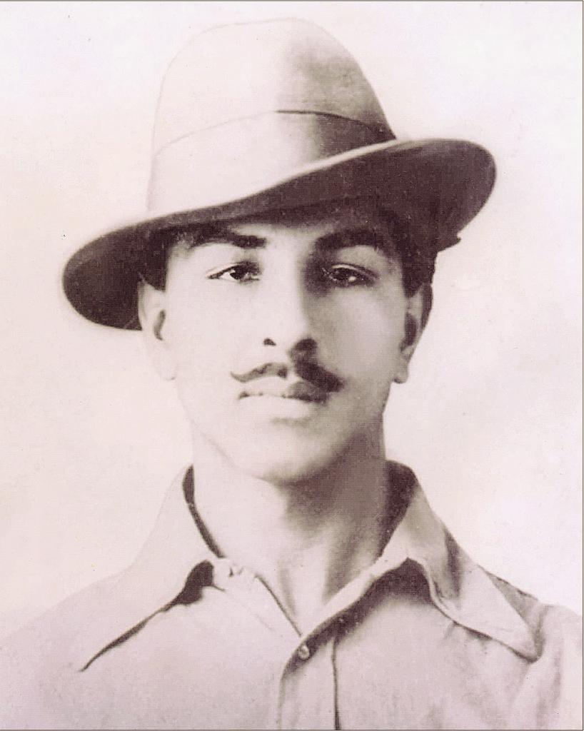 kislayraj6's tweet photo. #Azadiforme is when we can actually do something what #BhagatSingh wanted. #Socialist Repulic. http://t.co/rybv4ns4Tf
