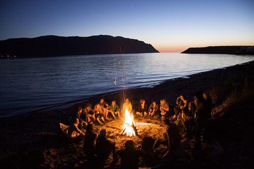 GrandStrandYL's tweet photo. 2night YL at CCU heads to the beach for a bonfire.  Meet at the bell tower at 7:30 #smores http://t.co/LdpsjpduCl