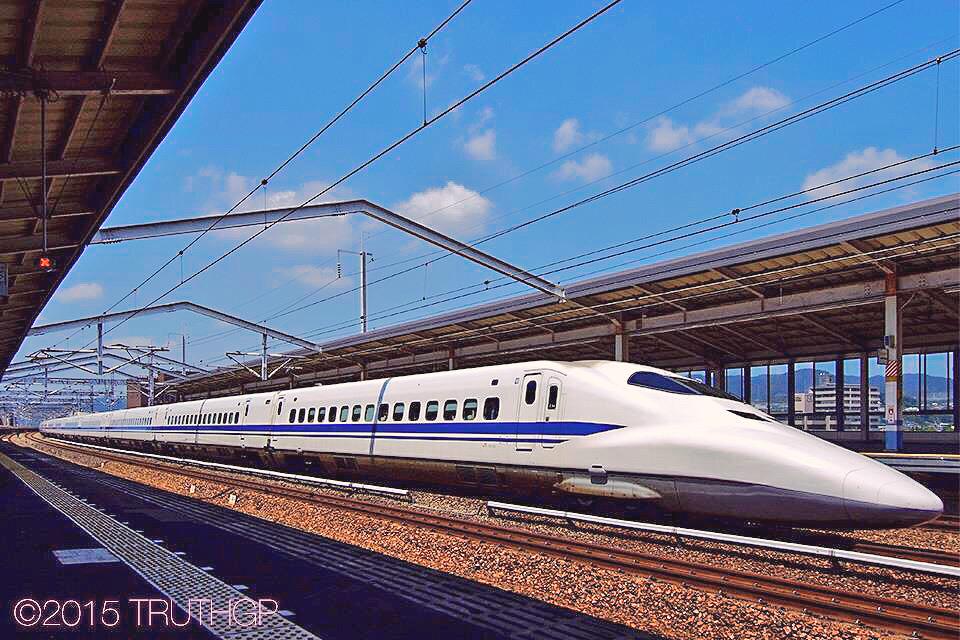 truthgp's tweet photo. やっぱり700系は広角が一番! #JR700 http://t.co/Vw4nCgTxbZ