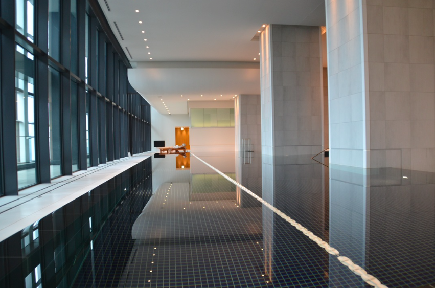 driven2travel's tweet photo. Dreaming of @JAL_Official_jp first class http://t.co/aeFBeaaxgO and the wonderful @AndazTokyo http://t.co/MJH17dMOUp http://t.co/KzQlJBcvmi