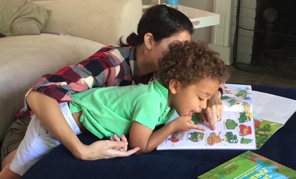 henryrixter's tweet photo. Luv reading wit aunt Mital #trucks http://t.co/ilkOaIYHCW