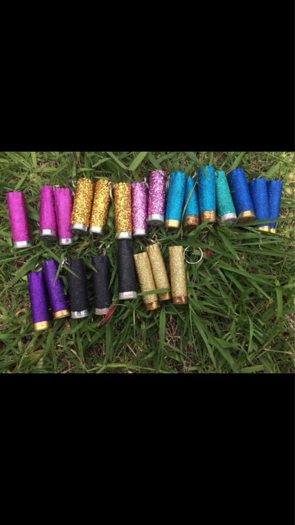 TheRusticSkull's tweet photo. Glittered shotgun shell keychain! Link in bio to purchase. (Order in bulk for reduced price, ask before purchasing!) http://t.co/GJIvA6zpg5
