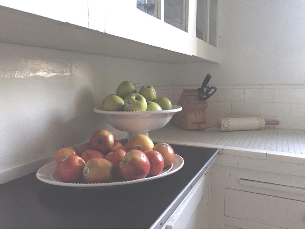 mrsbookout's tweet photo. Juicing is not a task for the faint of heart. #alliwantisastalkofbroccoli http://t.co/nZyp8evGJx