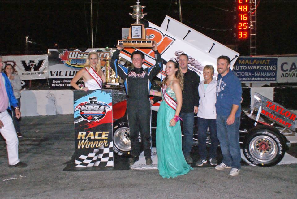 Night 1 winner of the P&amp;R Truck Centre NSRA Daffodil Cup Robbie Price #21 in the Rendle Mansell Motorsports Beast