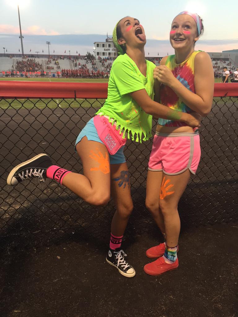 baylee_xxoo's tweet photo. you could say I love @neena_43 😍 http://t.co/KCbWyMvqAC